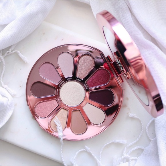 tarte Other - 🧚🏻‍♂️ Love, Trust & Fairy Dust Palette